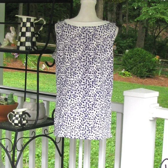 Tommy Bahama women Island Zone Aubrey Leopard shirt UPF sleeveless top Large - Picture 7 of 7